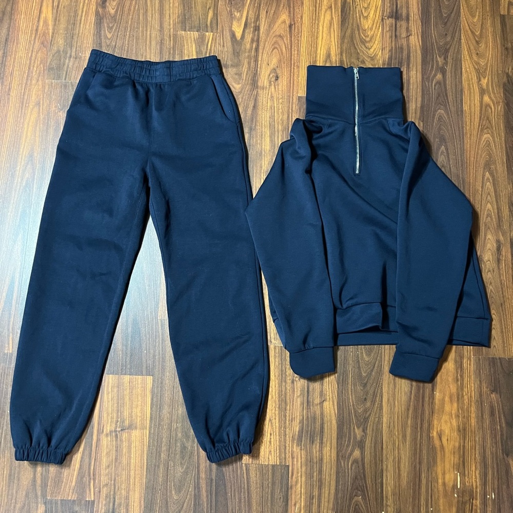 Women's Navy Jogger Set